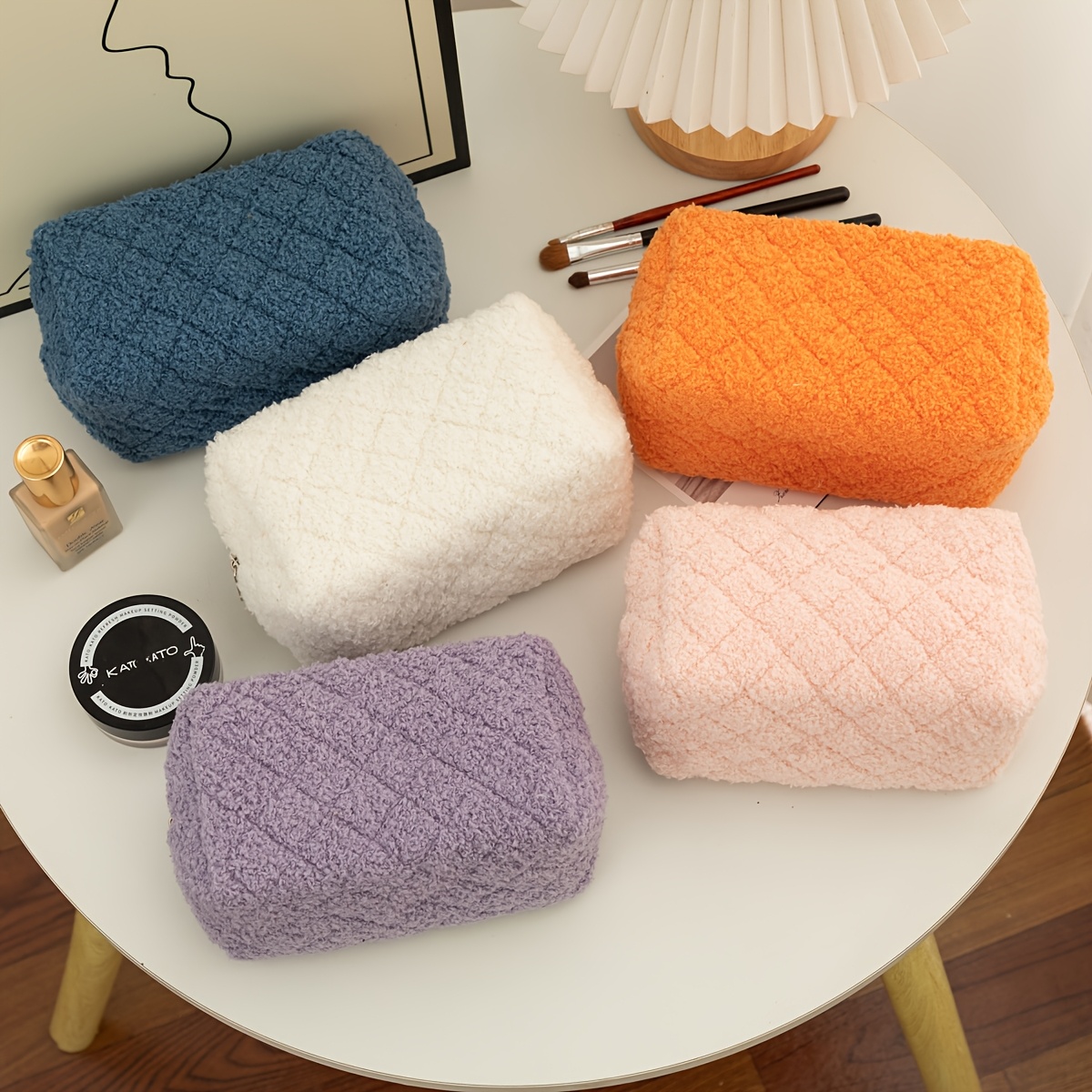 Japanese Home Bathroom Design - 1 Bolsa de Maquillaje de Felpa
