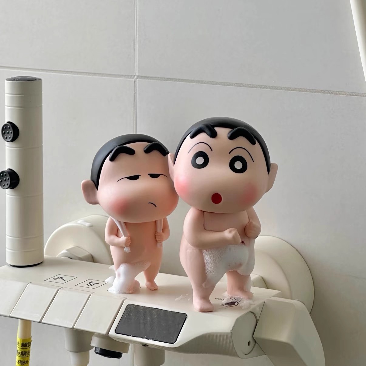 Crayón de baño Shin Chan, deco - Home Goods Bathroom Accessories reseña y precio